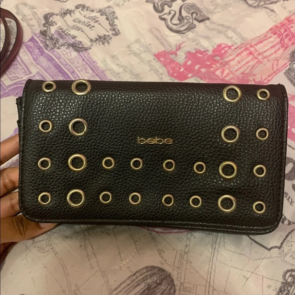 Bebe clutch